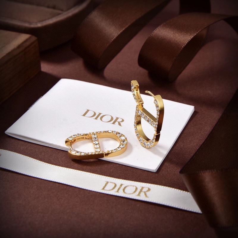 chr1st1an D10r earrings
